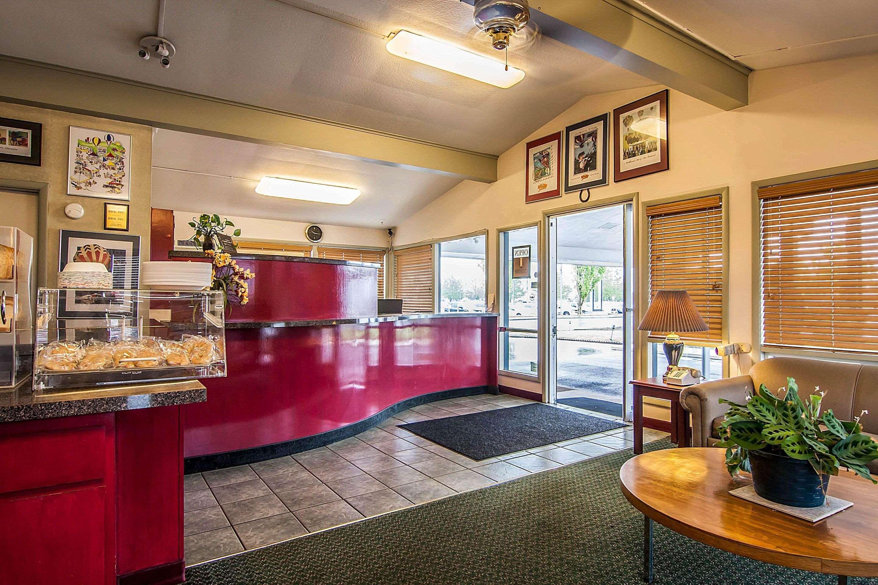 Rodeway Inn Albany Ngoại thất bức ảnh