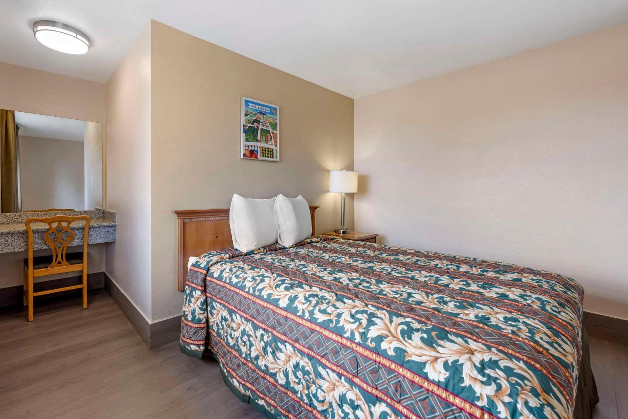 Rodeway Inn Albany Ngoại thất bức ảnh